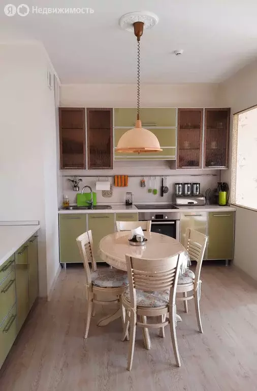 Квартира-студия: Набережные Челны, улица Раскольникова, 81 (54.3 м) - Фото 1