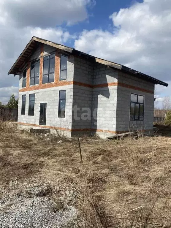 Дом в Свердловская область, Верхнее Дуброво пгт пер. Рубиновый, 10 ... - Фото 0