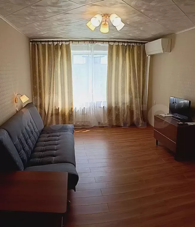 1-к. квартира, 35 м, 9/9 эт. - Фото 0