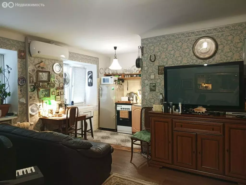 1-комнатная квартира: Тюмень, улица Мельникайте, 103 (31.3 м) - Фото 1