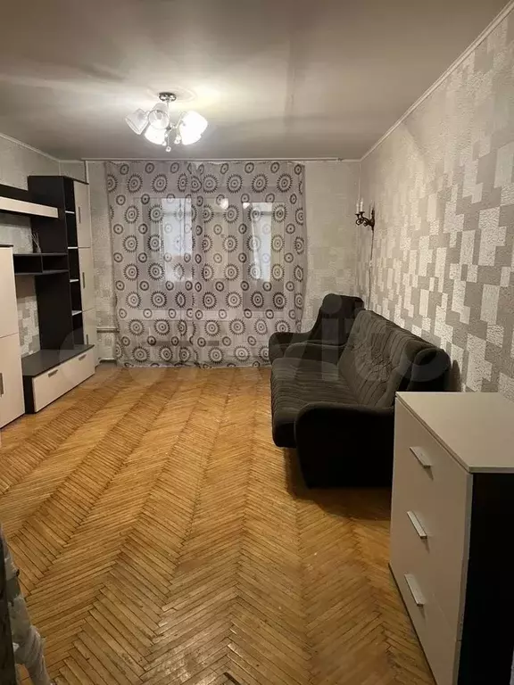 Комната 21 м в 3-к., 1/9 эт. - Фото 0