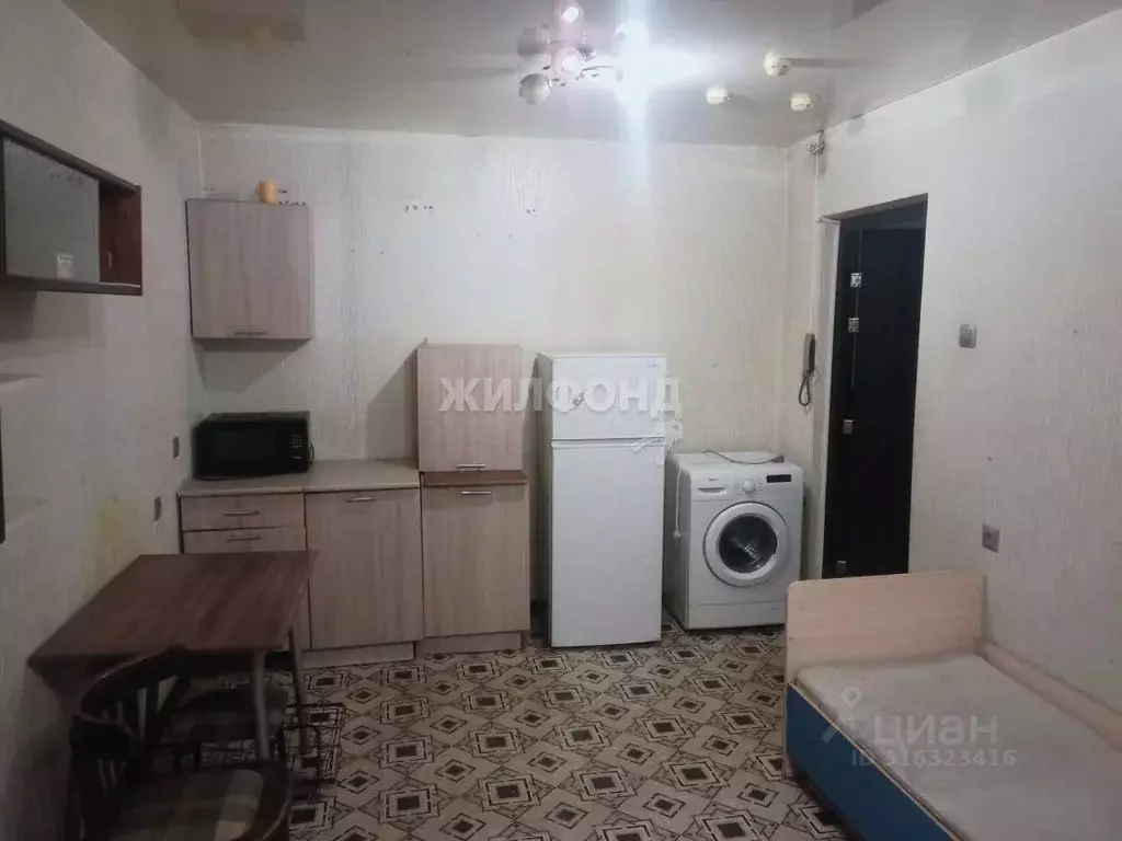 Комната Новосибирская область, Новосибирск ул. Добролюбова, 12/1 (16.2 ... - Фото 1