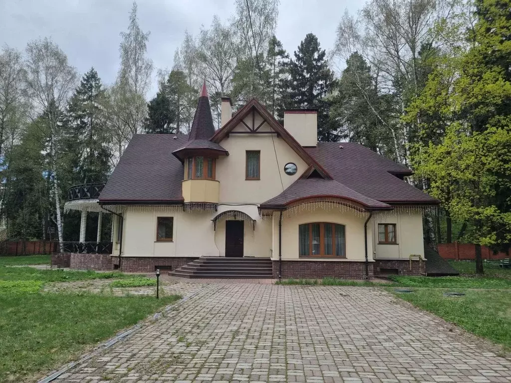 Дом в Московская область, Мытищи ул. Радужная, 13 (600 м) - Фото 1