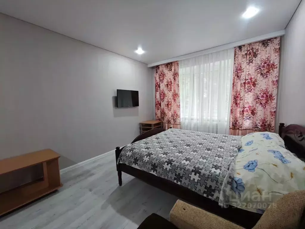 1-к кв. Ставропольский край, Кисловодск проезд Цандера, 15 (42.0 м) - Фото 2