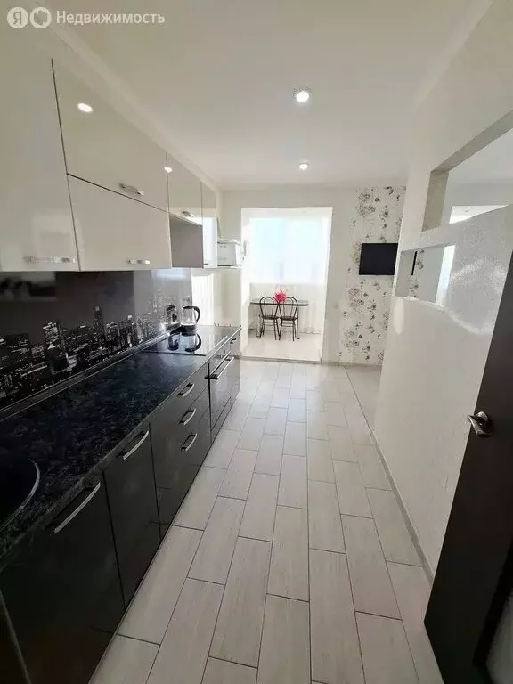 Квартира-студия: Тюмень, улица Беляева, 33к2 (34 м) - Фото 1