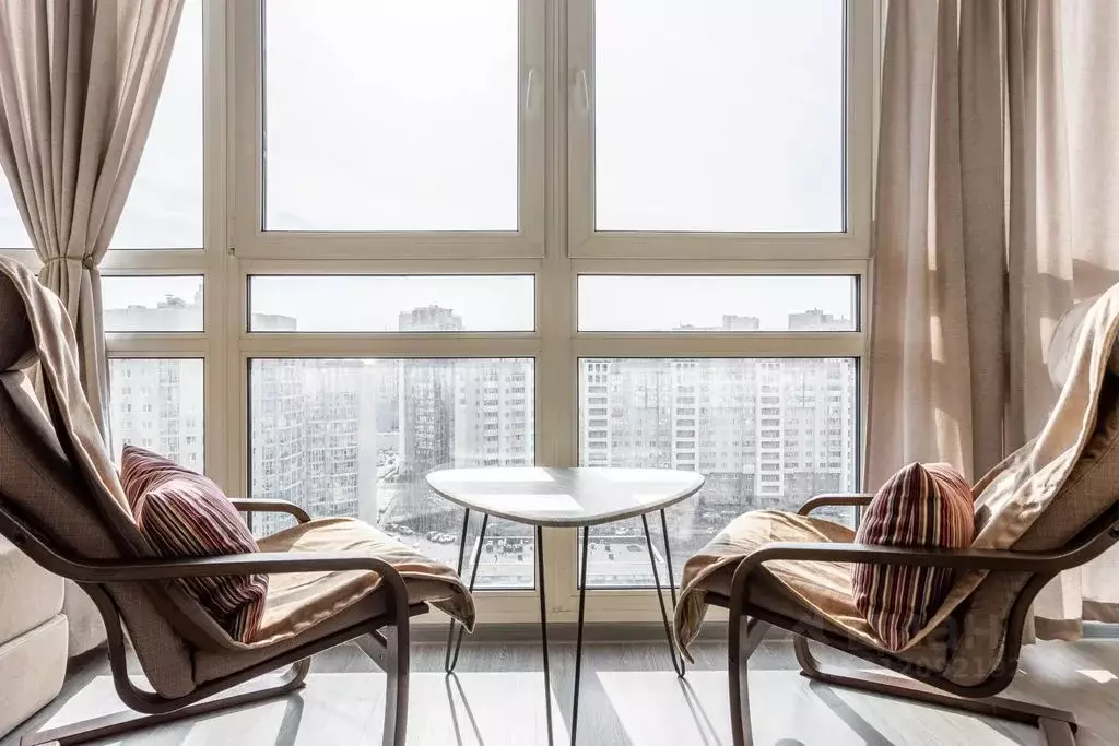 Студия Санкт-Петербург ул. Оптиков, 45к1 (25.0 м) - Фото 0