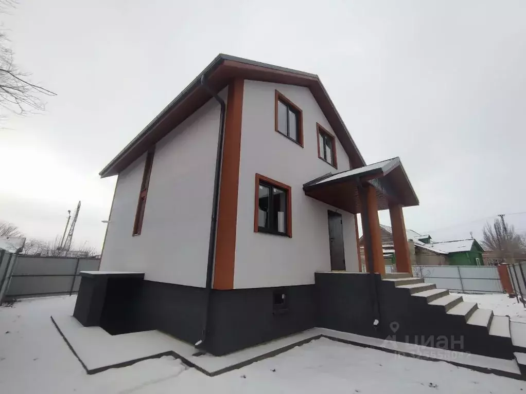 Дом в Астраханская область, Астрахань пл. Артема Сергеева (120 м) - Фото 1