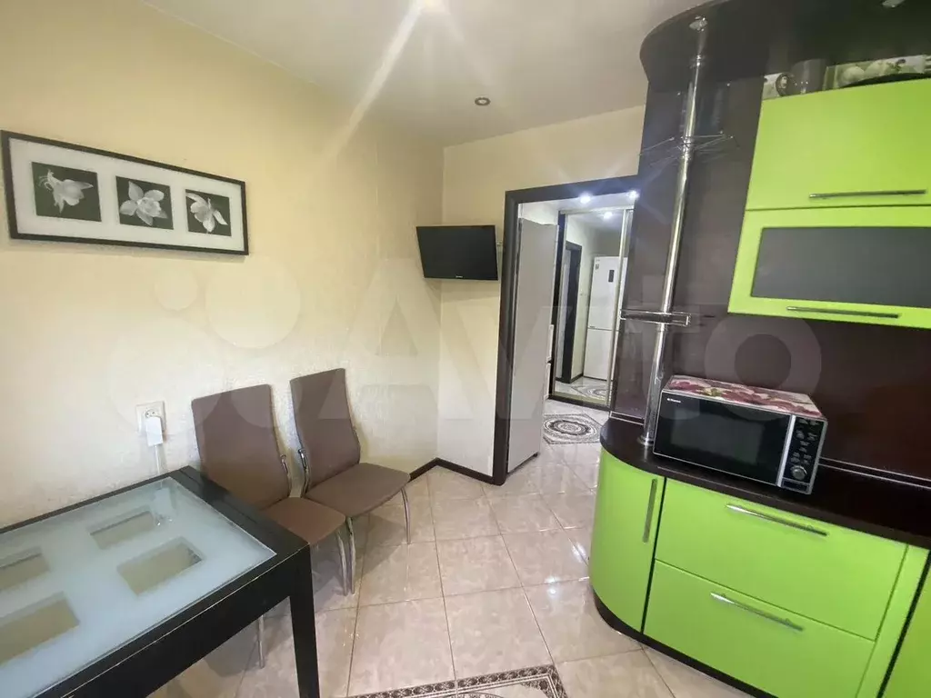 2-к. квартира, 50 м, 6/9 эт. - Фото 0