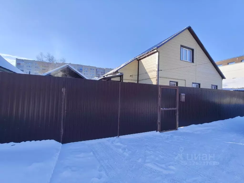 Дом в Оренбургская область, Орск Новый город мкр, просп. Ленина, 108 ... - Фото 1