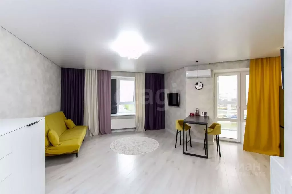 Студия Тюменская область, Тюмень ул. Тимофея Кармацкого, 5 (41.1 м) - Фото 1