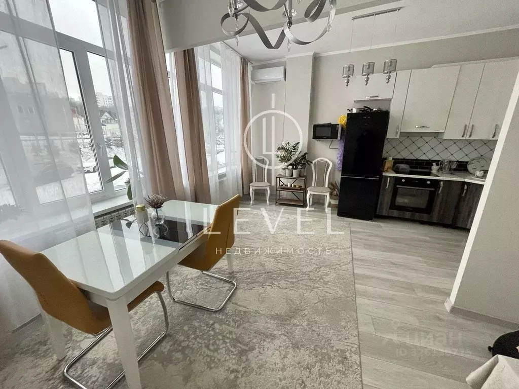 3-к кв. Белгородская область, Белгород Академическая ул., 23а (73.0 м) - Фото 1