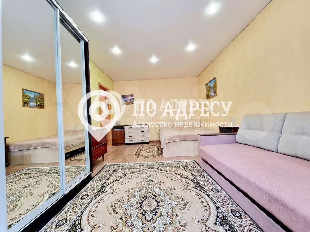 1-к. квартира, 37 м, 1/10 эт. - Фото 0
