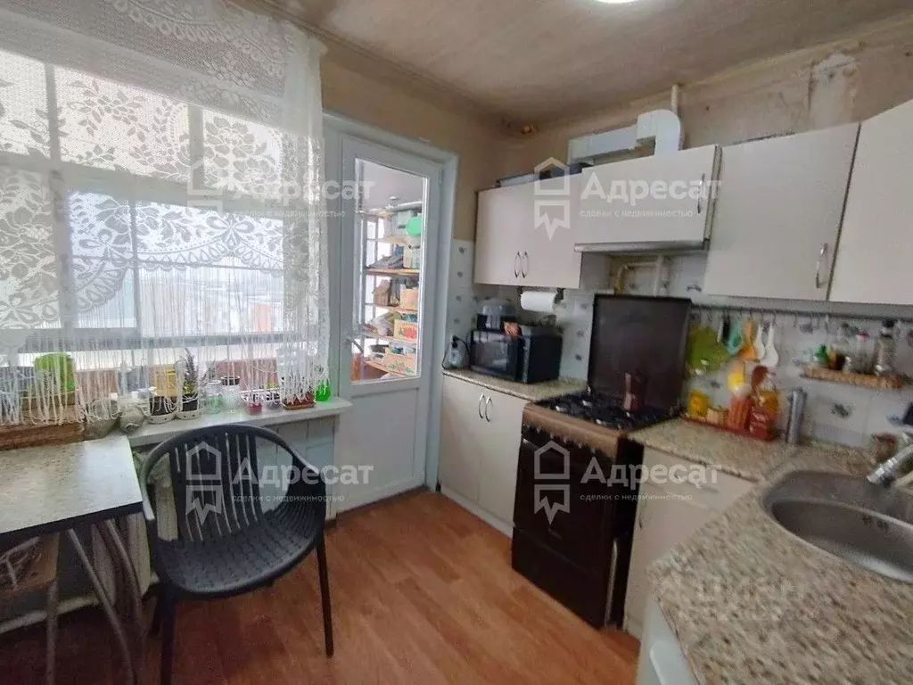 2-к кв. Волгоградская область, Волжский ул. Имени генерала Карбышева, ... - Фото 2