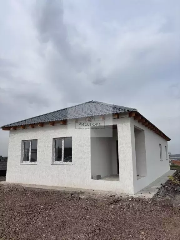 Дом в Челябинская область, с. Агаповка, Казачий мкр  (90 м) - Фото 2