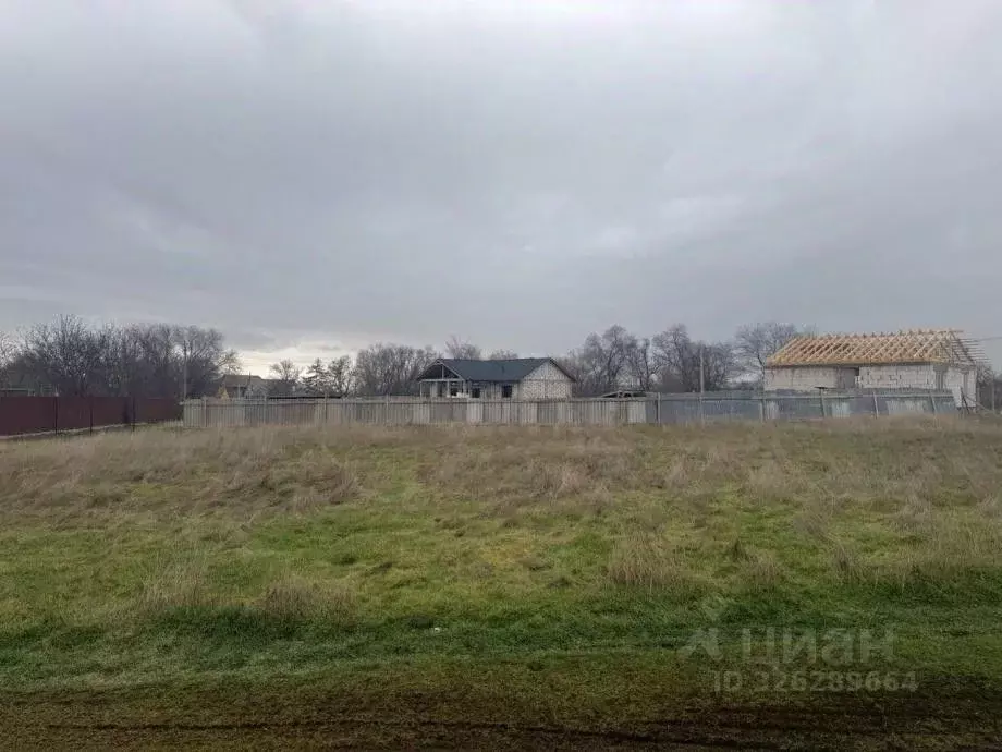 Участок в Крым, Белогорский район, Зуя пгт ул. Объездная, 32 (10.0 ... - Фото 1