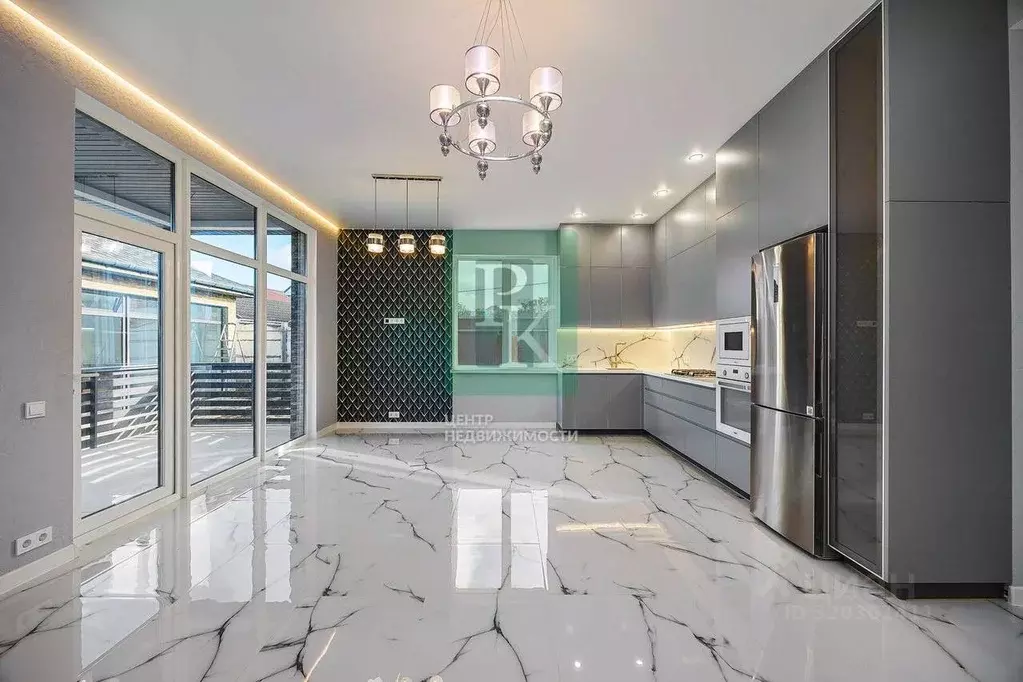 Дом в Севастополь Милосердие СТ, 220 (140 м) - Фото 1