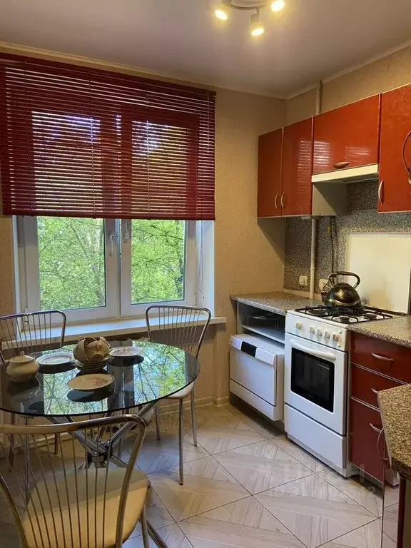 2-к кв. Москва ул. Константинова, 7 (50.0 м) - Фото 0