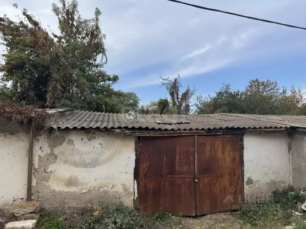 Гараж в Крым, Сакский район, Новофедоровка пгт ул. Скугаря (40 м) - Фото 1