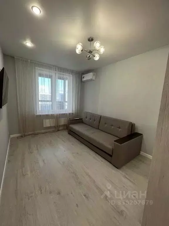 1-к кв. Татарстан, Казань ул. Родины, 26В (37.0 м) - Фото 1