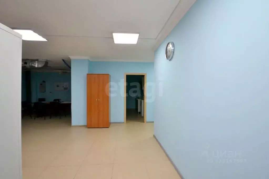 Помещение свободного назначения в Саха (Якутия), Якутск 203-й мкр, 4 ... - Фото 2