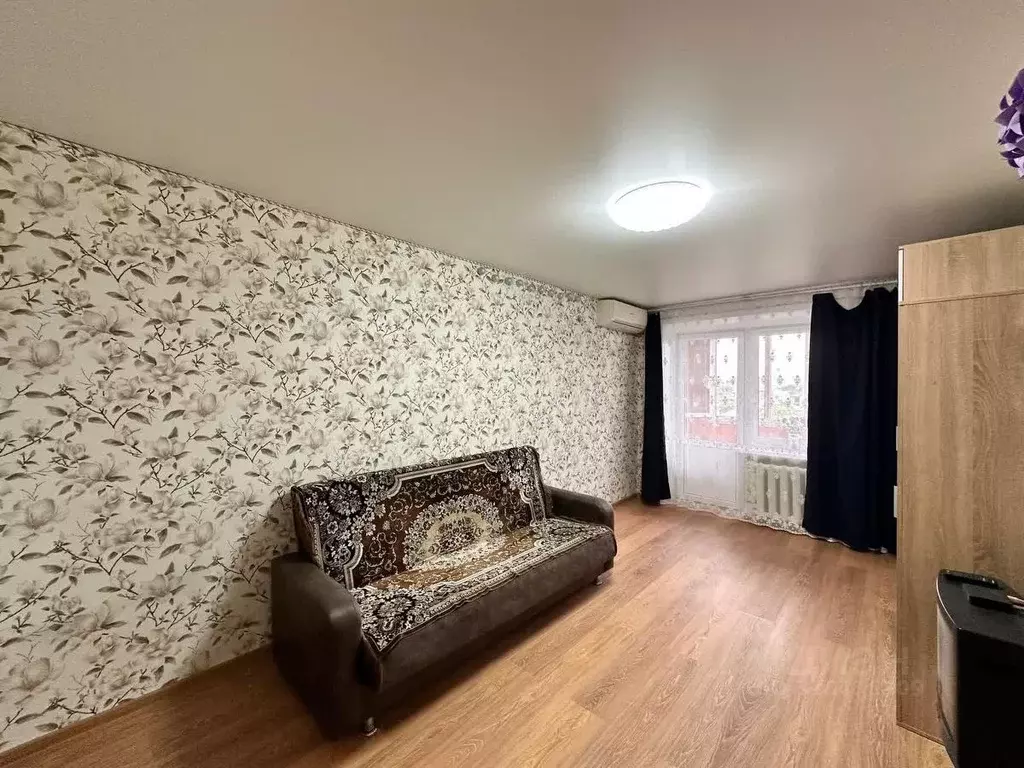 1-к кв. Карачаево-Черкесия, Черкесск Кабардинская ул., 65 (30.1 м) - Фото 0