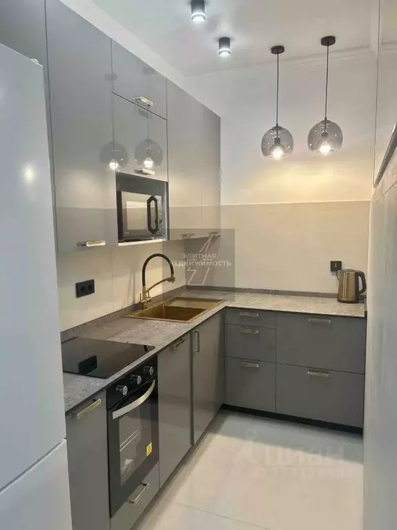 3-к кв. Москва ул. Крузенштерна, 12к2 (59.0 м) - Фото 1