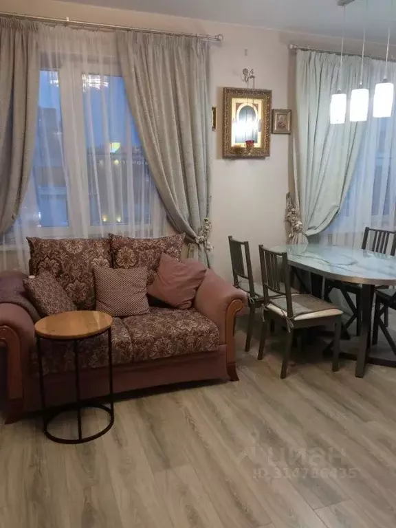2-к кв. Карелия, Петрозаводск ул. Чкалова, 40 (53.2 м) - Фото 0