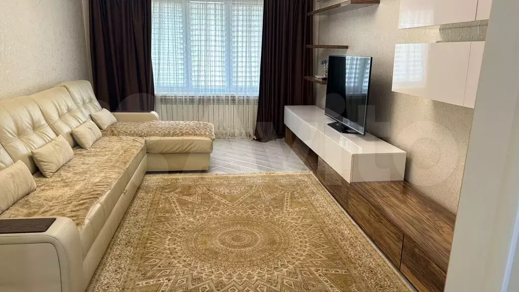 3-к. квартира, 70 м, 7/9 эт. - Фото 0