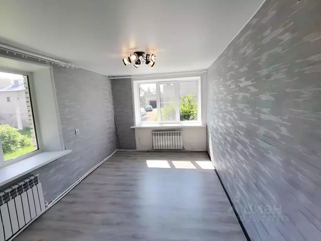 2-к кв. Новгородская область, Крестцы рп ул. Васильчикова, 4Б (43.1 м) - Фото 0
