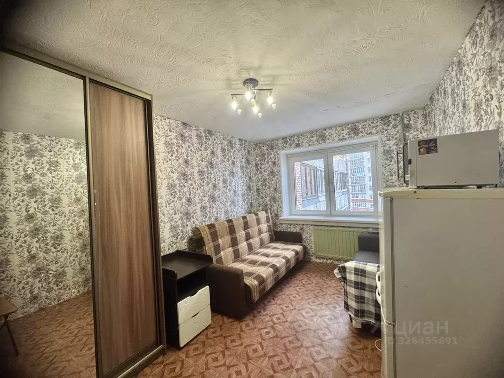 Комната Санкт-Петербург ул. Есенина, 30 (14.0 м) - Фото 1