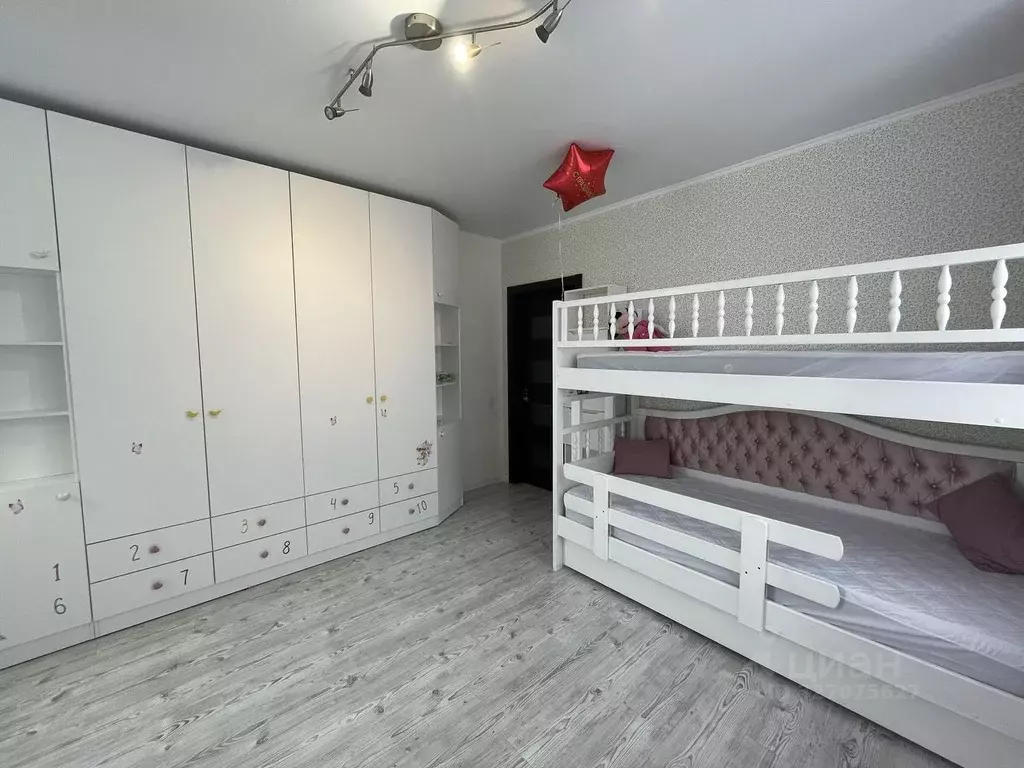 3-к кв. Калужская область, Калуга Московская ул., 66 (68.7 м) - Фото 1