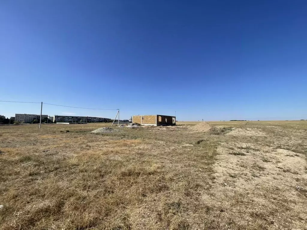 Участок в Крым, Евпатория городской округ, Новоозерное пгт  (5.2 сот.) - Фото 0