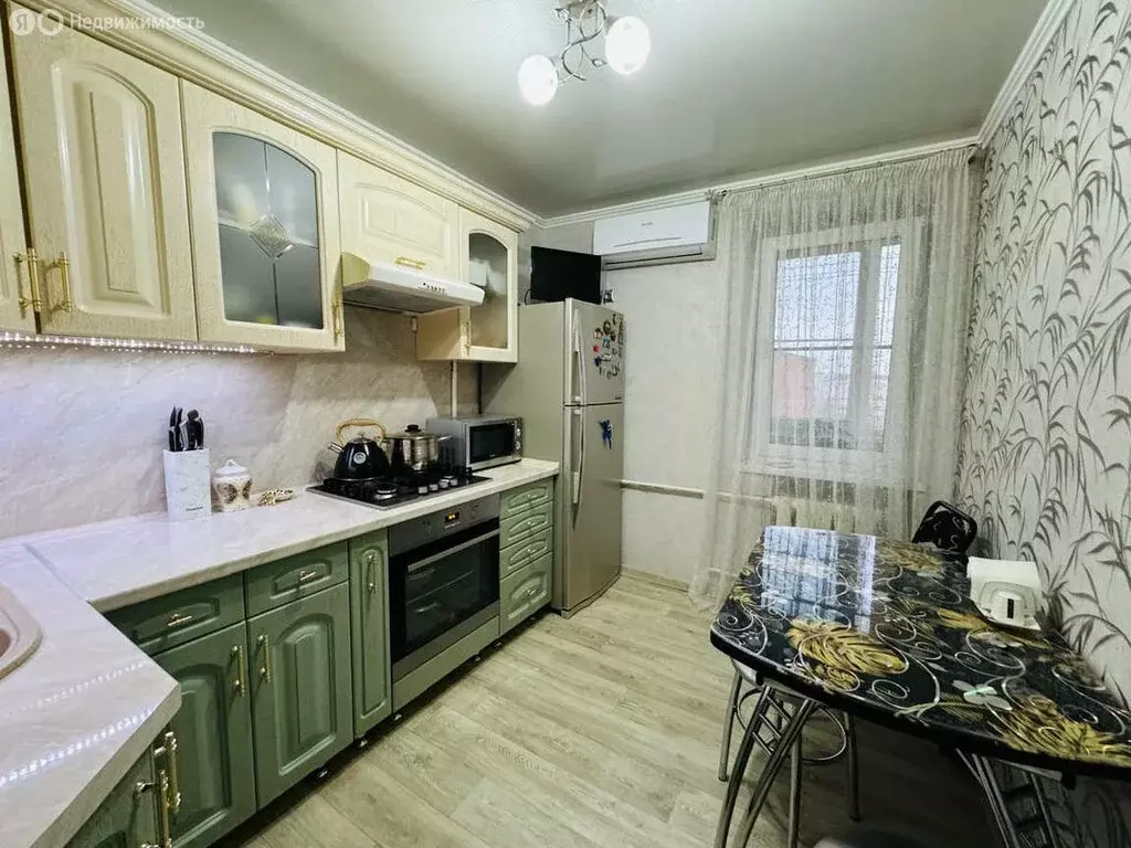 3-комнатная квартира: Яблоновский, улица Гагарина, 131 (62.1 м) - Фото 0