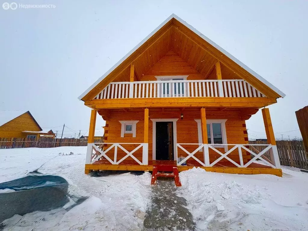 Дом в село Урик, Луговая улица (140 м) - Фото 1