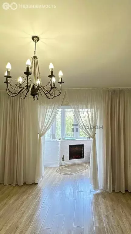 2-комнатная квартира: Чебаркуль, улица 8 Марта, 5 (64 м) - Фото 1