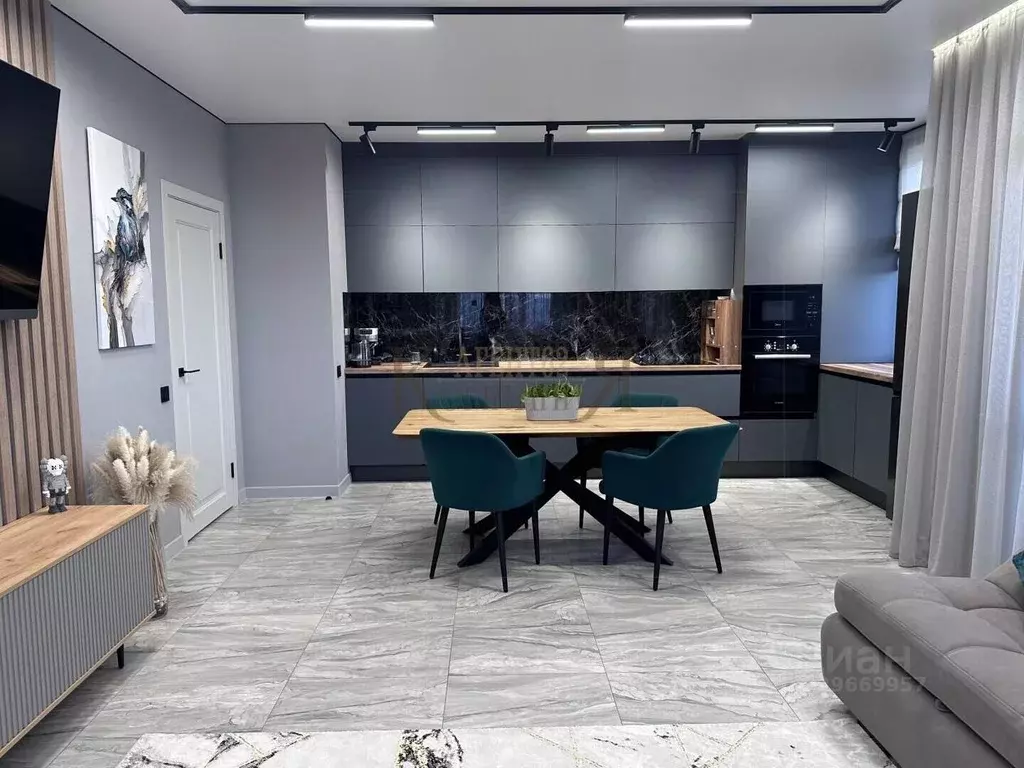 3-к кв. Рязанская область, Рязань ул. Земнухова, 3 (106.0 м) - Фото 1