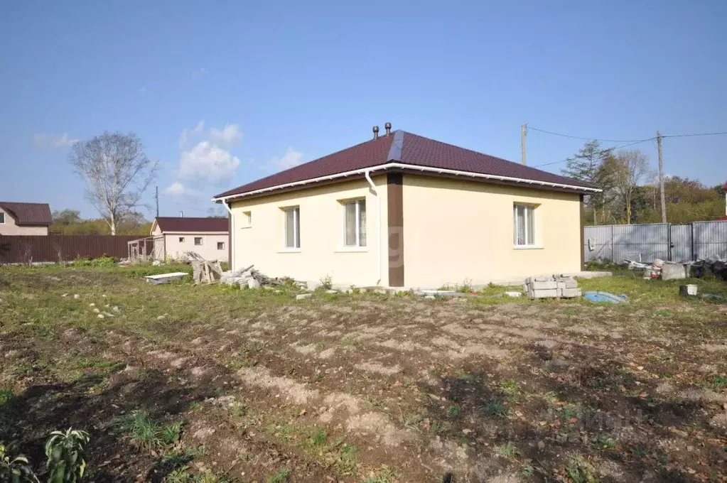 Дом в Сахалинская область, Томаринский городской округ, с. Заречное  ... - Фото 1