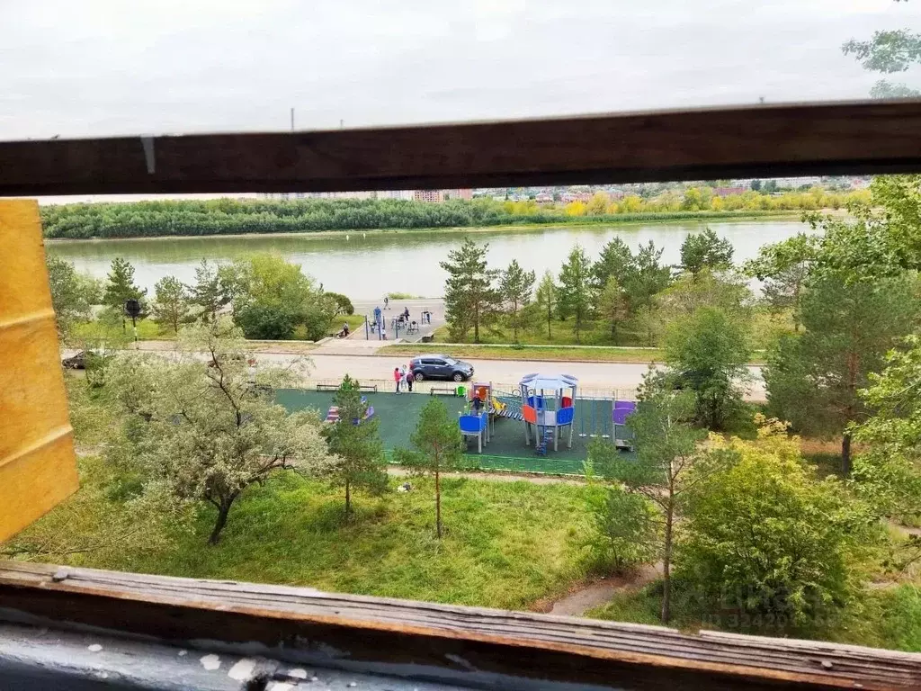 3-к кв. Омская область, Омск Кемеровская ул., 2 (56.0 м) - Фото 2