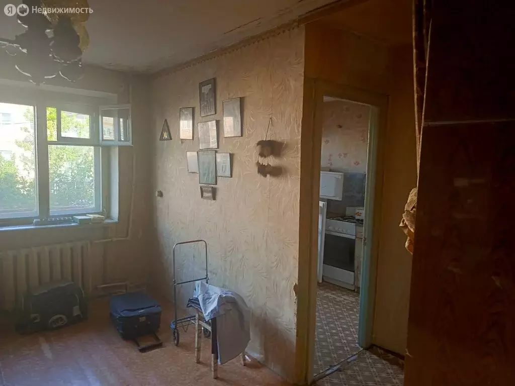 2-комнатная квартира: Рошаль, улица Октябрьской Революции (41.8 м) - Фото 0