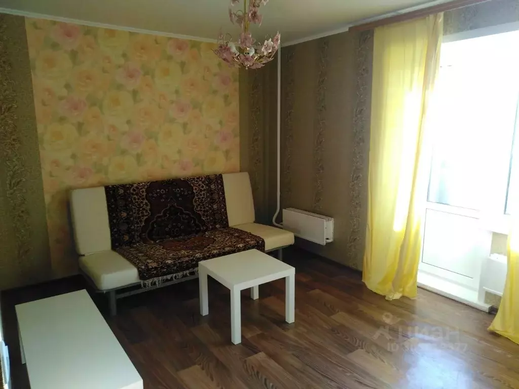 Комната Самарская область, Тольятти 16-й кв-л, бул. Цветной, 9 (15.0 ... - Фото 0