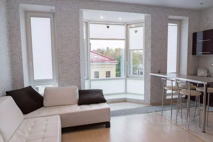 3-к кв. Санкт-Петербург Парадная ул., 3к2 (80.0 м) - Фото 0
