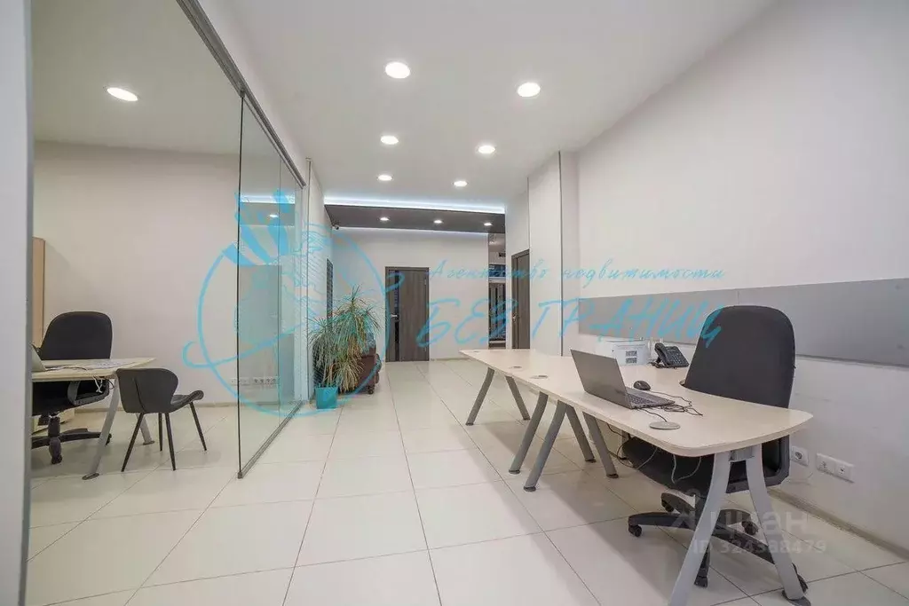 Помещение свободного назначения в Свердловская область, Екатеринбург ... - Фото 2