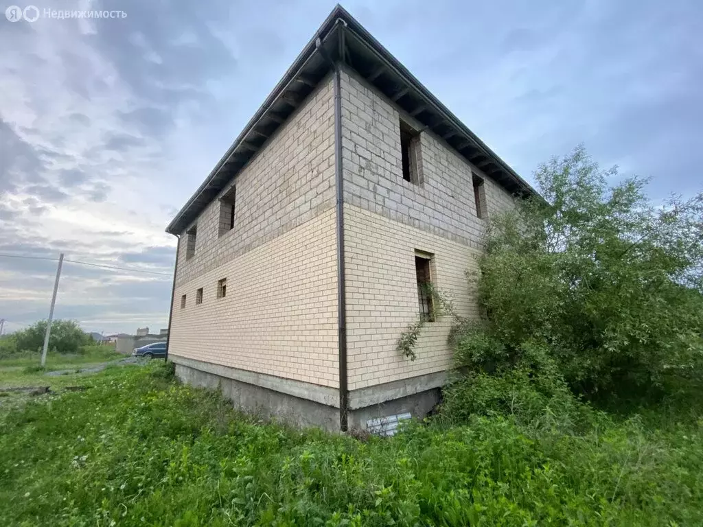 Дом в село Гизель, Первомайская улица (320 м) - Фото 2