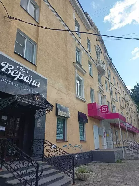Комната 16,6 м в 1-к., 2/4 эт. - Фото 0