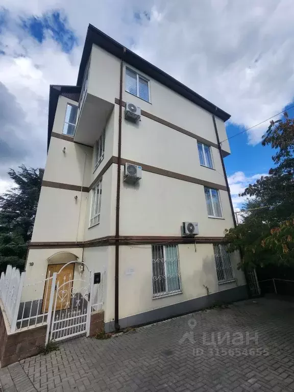 2-к кв. Крым, Ялта ул. Достоевского, 18Д (41.1 м) - Фото 1