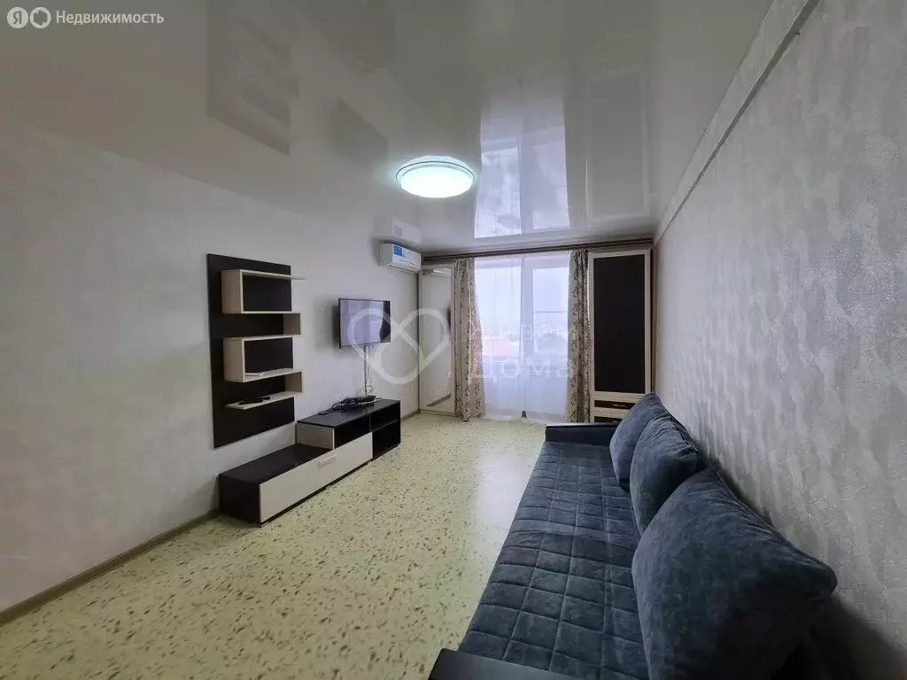 1-комнатная квартира: Волгоград, улица Академика Комарова, 67 (38 м) - Фото 1