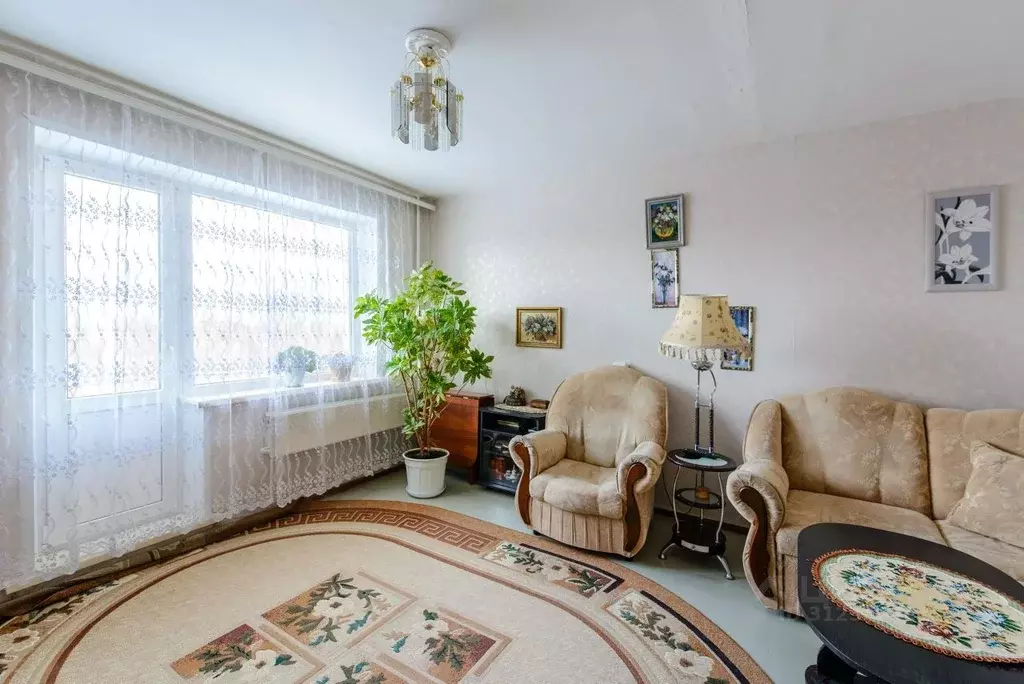 3-к кв. Томская область, Томск пос. Светлый, 8 (65.0 м) - Фото 0
