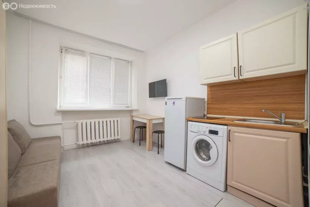 Квартира-студия: Екатеринбург, Нагорная улица, 14 (15.7 м) - Фото 1
