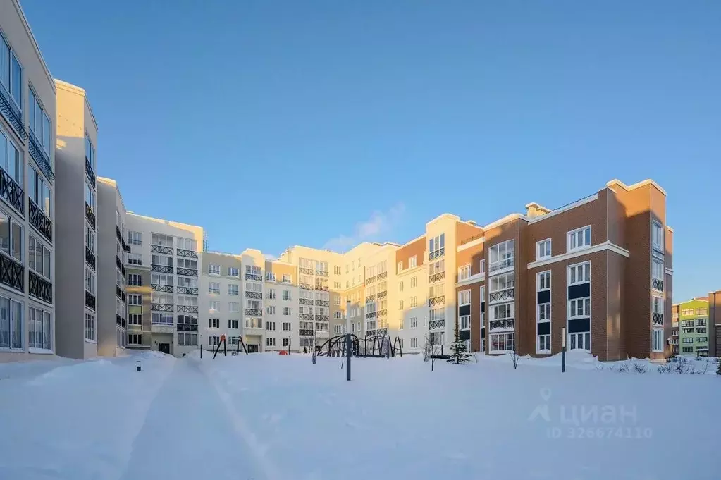 3-к кв. Кировская область, Киров ул. Капитана Дорофеева, 3 (68.2 м) - Фото 2