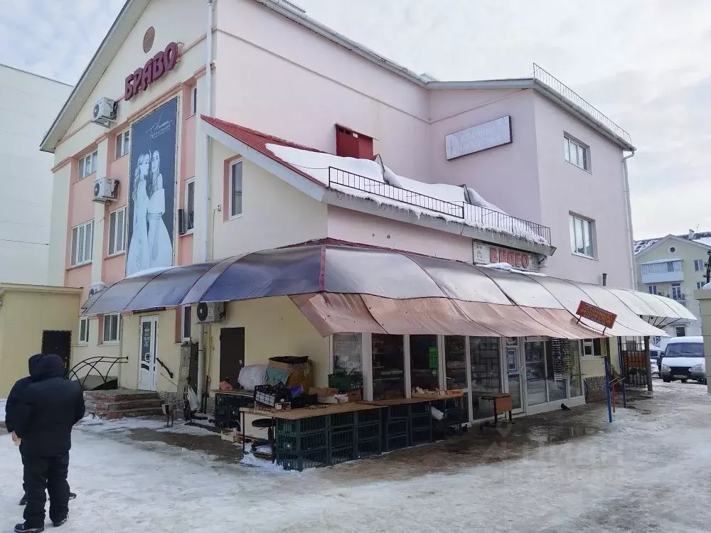 Торговая площадь в Башкортостан, Октябрьский ул. Островского, 6/35 (44 ... - Фото 1